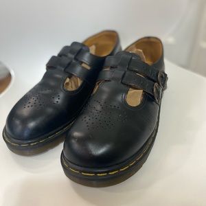 Dr Martens Mary Janes 8065